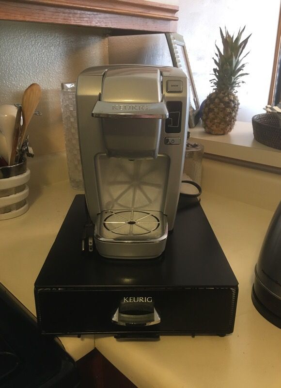 Keurig Machine with Storage
