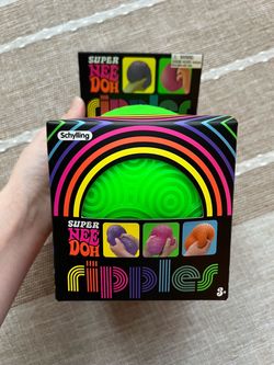 SUPER NeeDoh Ripples in green š Authentic Schylling - Brand New in Box!