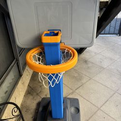 Kid Basketball Court 