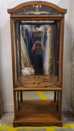 Free Lighted Display Case