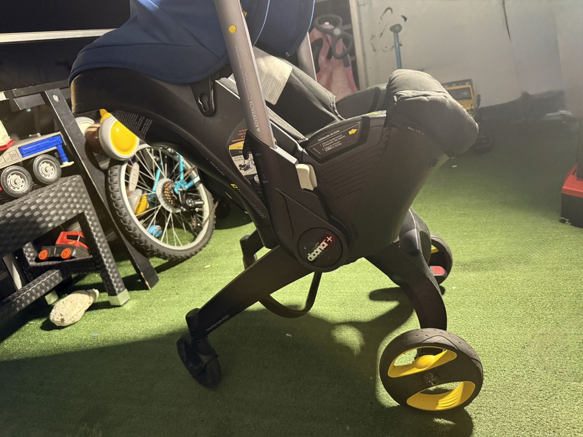 Doona stroller For Sale