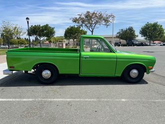 Datsun Pickup Truck 1972