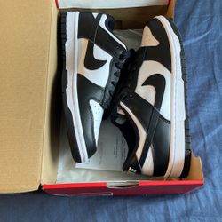 Air Nike Dunk Low Size 8 DS