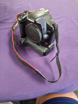 Canon EOS Rebel XSI DSLR Camera