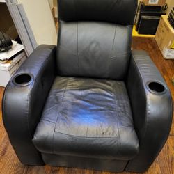Recliner With Dual Cup Holders