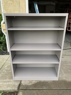 Vintage 2004 Allsteel 47” x 34.5” 3 shelf metal bookcase / shelving unit