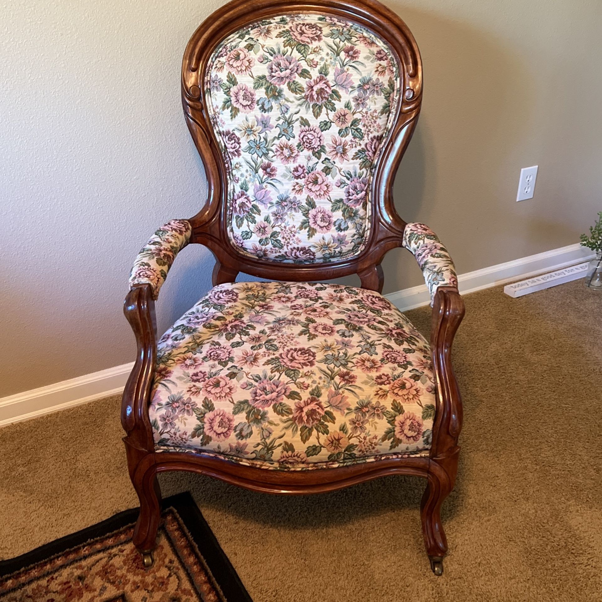 Antique vintage Chair