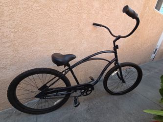 Black Beach Cruiser