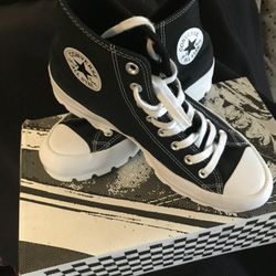 Converse Size 10 Sale!!