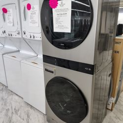 $1600(MSRP$3499, Save $1899) LG STUDIO Washtower With Automatic Dispenser and TubClean 