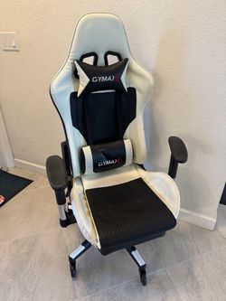 GYMAX Gaming Chair Great Condition