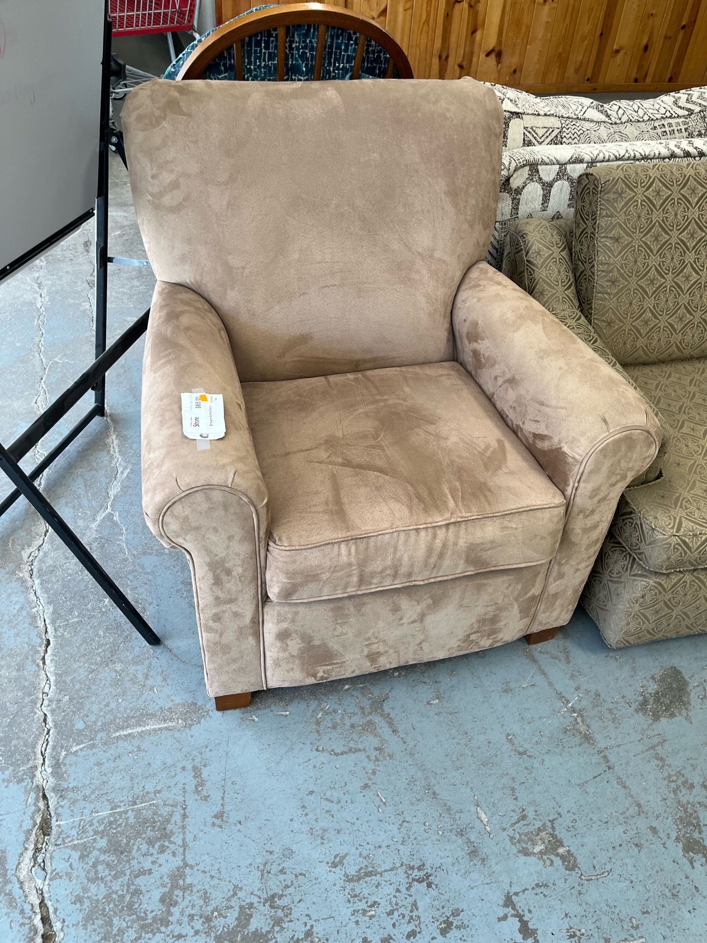 Brown living room Armchair (in store)