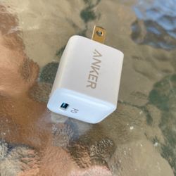 USB c Power Port
