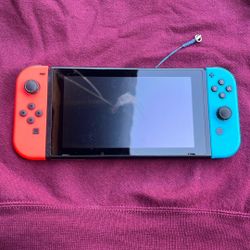 Nintendo Switch 