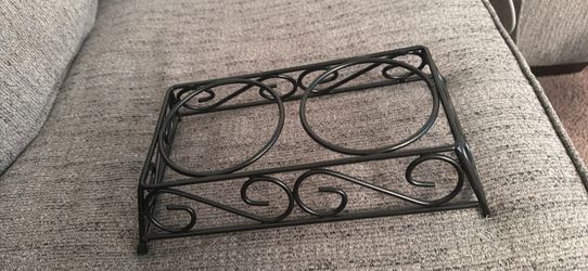 Pet food bowl holder