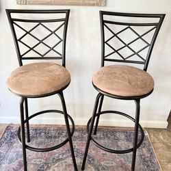 Bar Stools In Tracy 