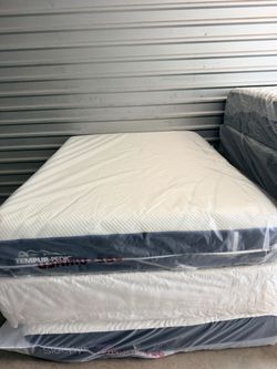 Queen sizes mattres and box spring tempur pedic proadapt soft