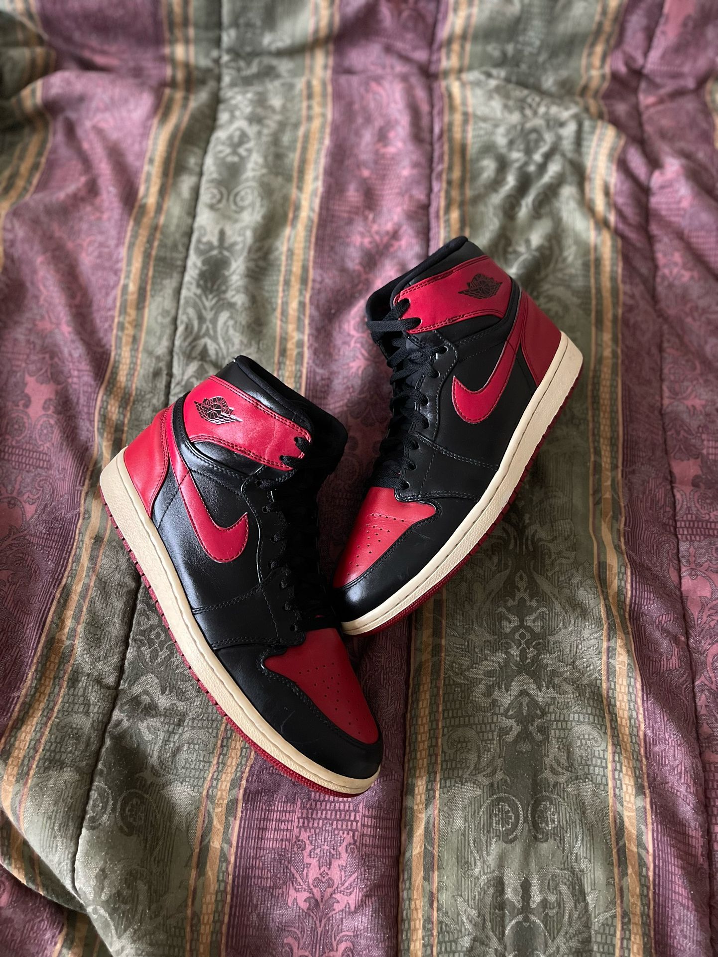 2009 Jordan 1 Retro High “Bred” Size 11