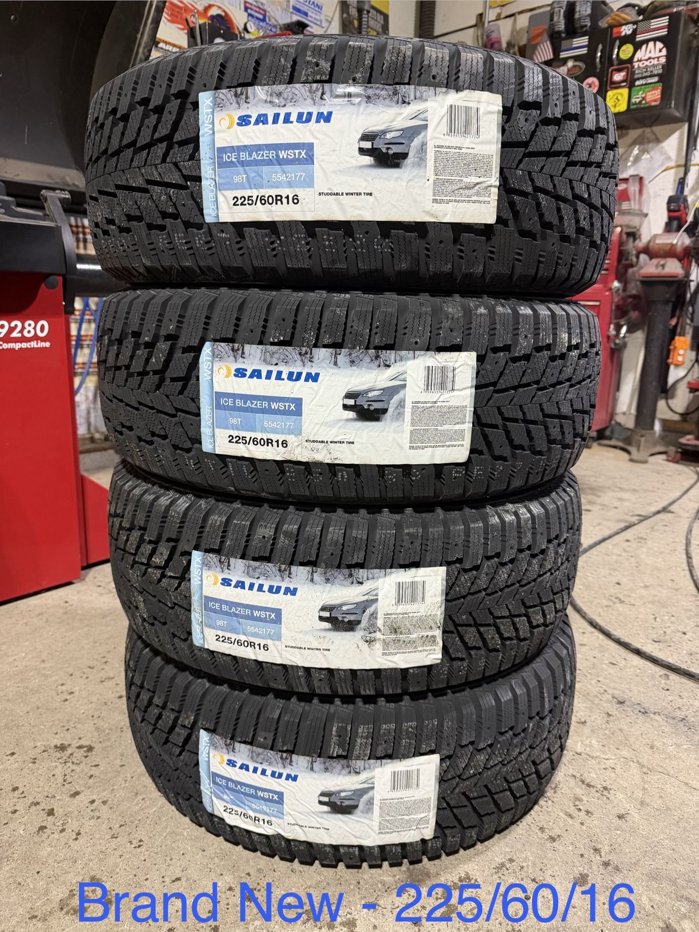 (4) - 225/60/16 Sailun Ice Blazer WSTX Snow Tires