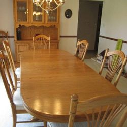 Solid Oak Dining Table And Chairs Set