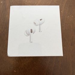 AirPods Pro (2nd generation) with MagSafe Charging Case (USB-C)