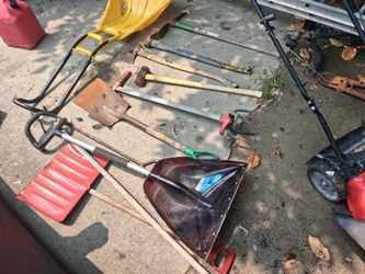 Tool(Slege hammer,axes,etc