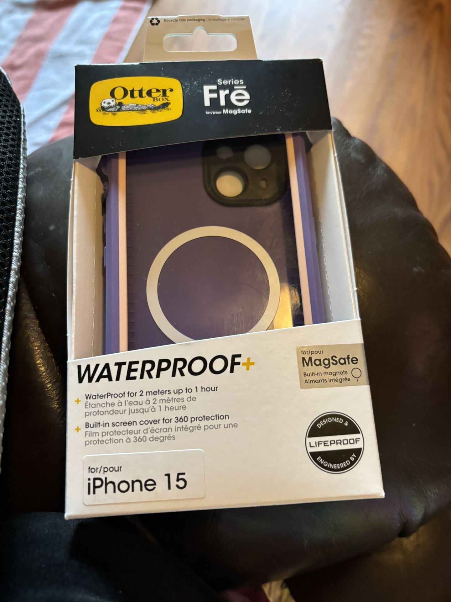 Otterbox Series Fre. Waterproof MagSafe iPhone 15 Case