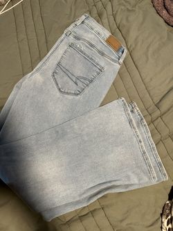 American Eagle Flare Jean