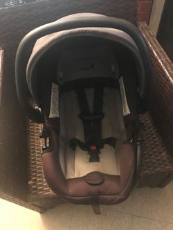 Safety First infant car seat