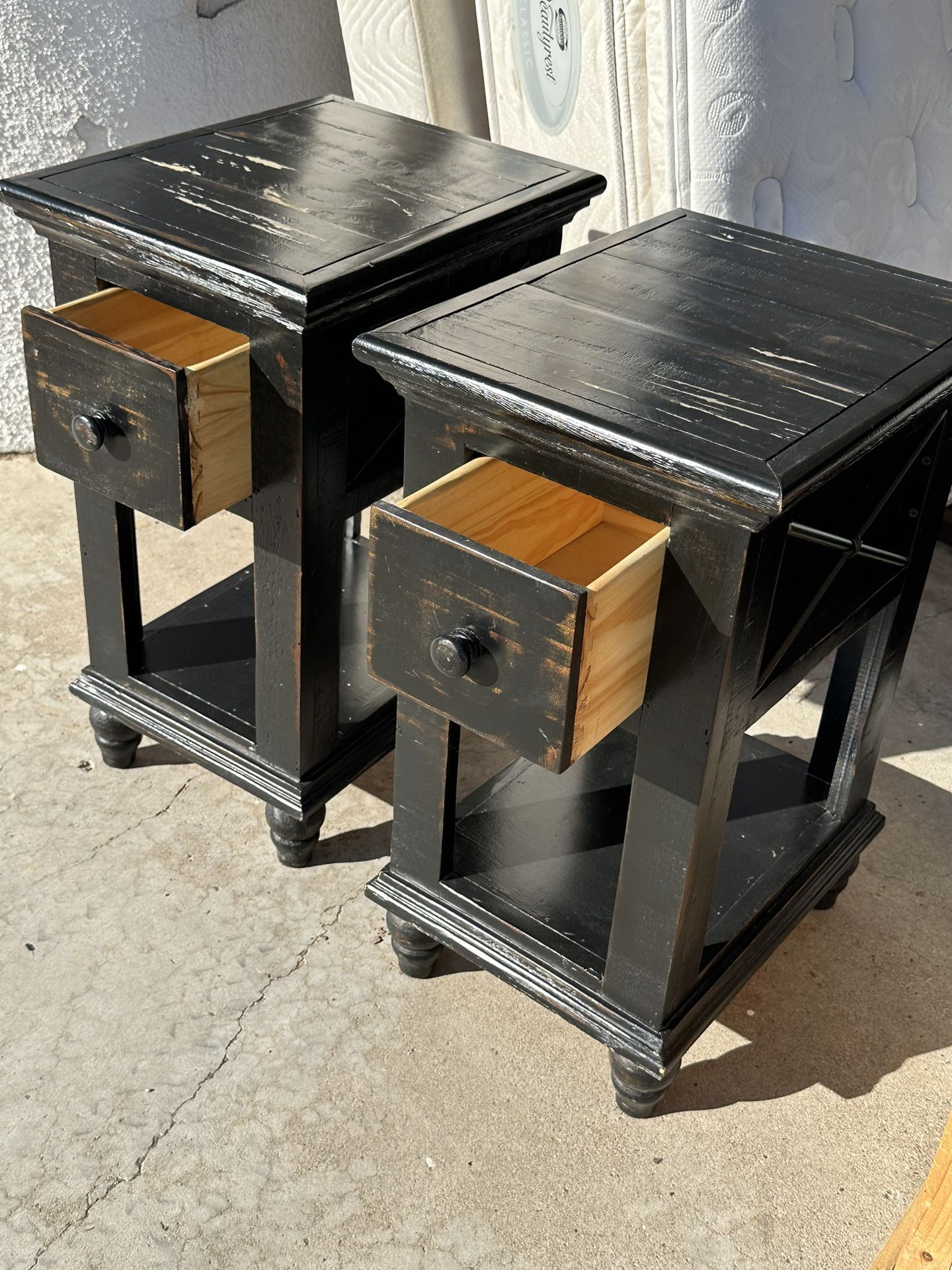 Bedroom Side Tables -2 Nitestands
