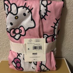 Hello Kitty. PJ  Womens Size 3XL