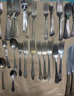 Antique 14lbs Silver plate Silverware - over 174 pieces