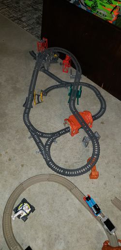 Thomas and Friends Trackmasters 5 in 1 Track Pack