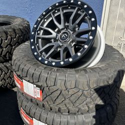 17ā FUEL REBEL WHEELS /NITTO 285/70R17 TIRES FOR SALE!!!! BLACK FRIDAY DEAL !!!!!
