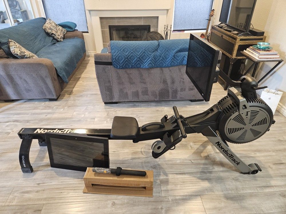 NordicTrack Rowing Machine model NTRW19147.3. - O.B.O.