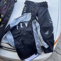 Fly Women’s mx gear