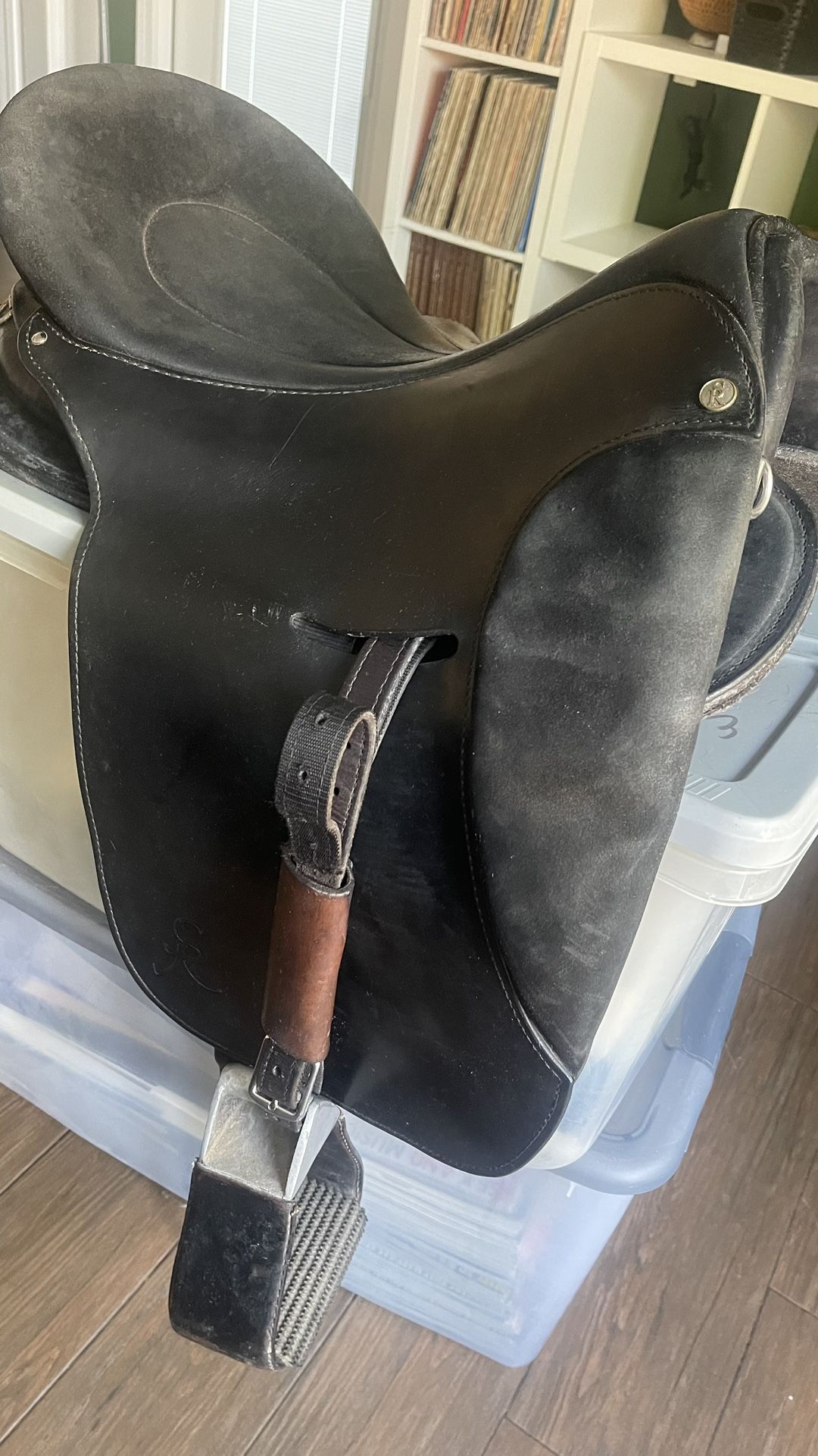 Saddle