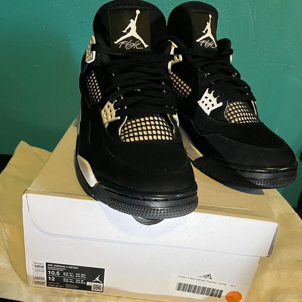 Air Jordan 4 Retro
