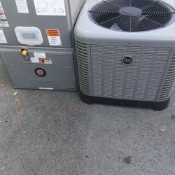 Rheem Complete System Like New 