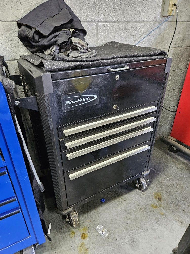 Used BluePoint Roll Cart for Sale in Los Angeles, CA - OfferUp