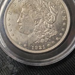 1921  U.S . Morgan Silver Dollar Uncirculated