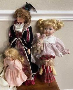 Vintage Porcelain Doll Lot $50 For All Thumbnail