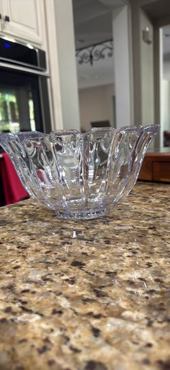 Glass crystal bowl