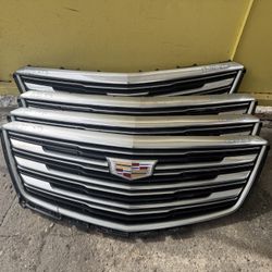 2017-2020 CADILLAC XT5 GRILLE 