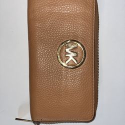 Tan Michael Kors Wallet