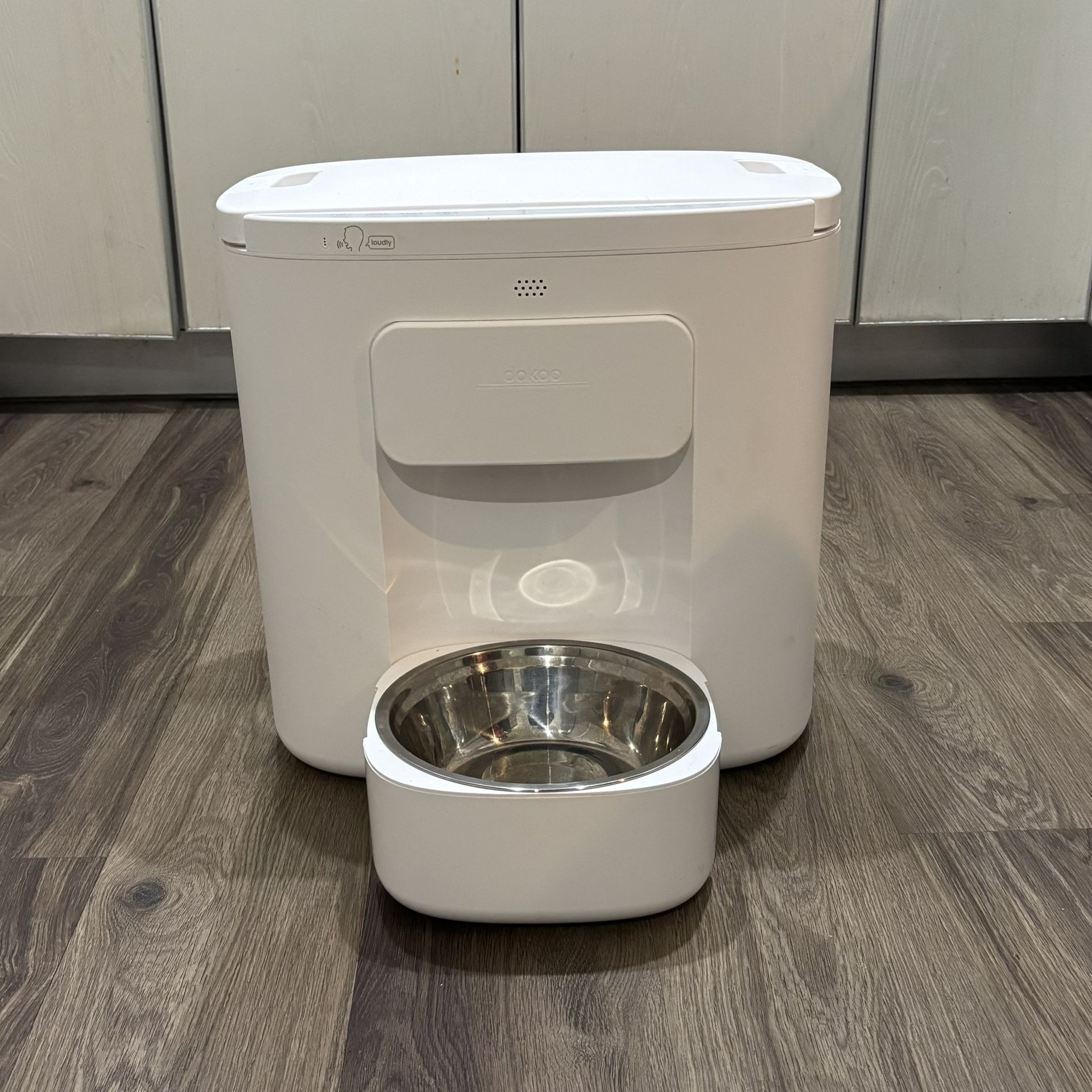 Pet Dog Feeder