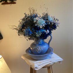 Bouquet  Of Artificial  Flours