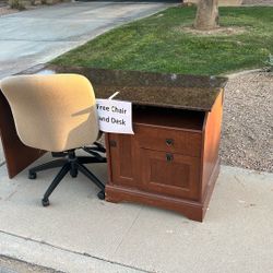 Free Computer Desk And Chair