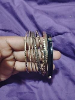 GOLD NECKLACES