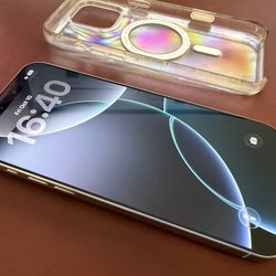 iPhone 16 Pro Max Unlocked 256GB White Titanium